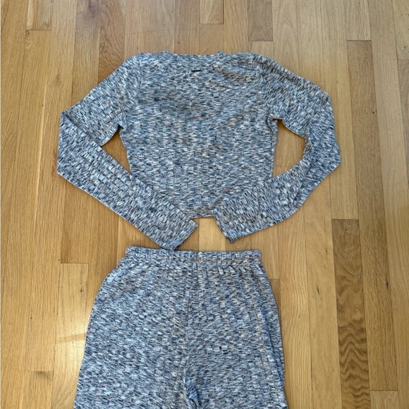 Billabong Essentials 2pc Lounge Set Knit Crop Top & Wide Leg Pants XS sold out - Picture 12 of 12